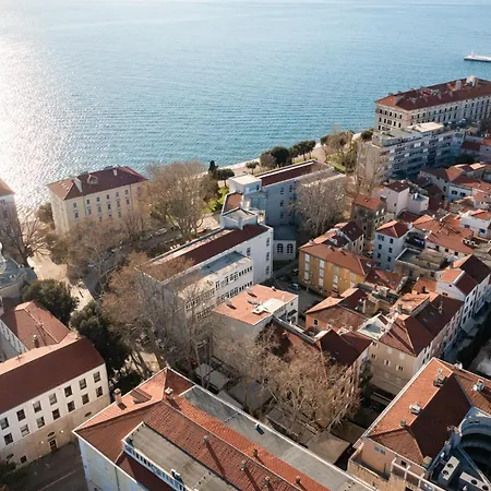 Beigestone Luxury Center By Belmont Realty Zadar