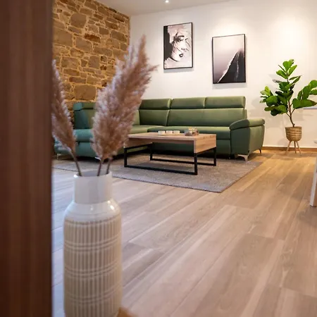 The Urban Nest By Belmont Realty Apartamento Zadar