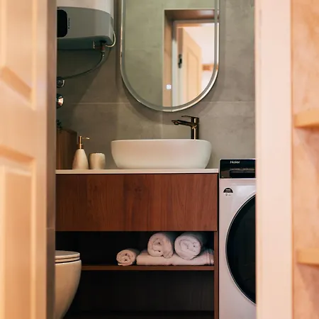 Beigestone Luxury Center By Belmont Realty Apartment *