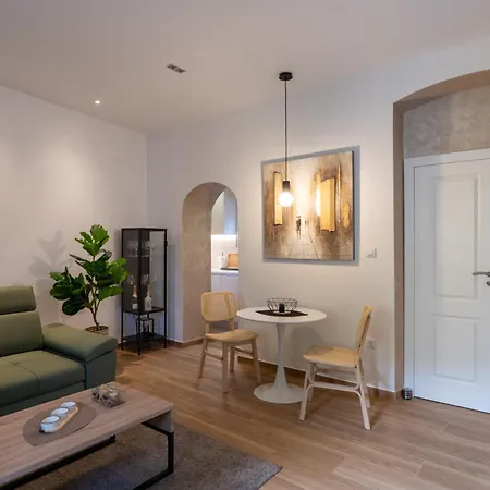 The Urban Nest By Belmont Realty *